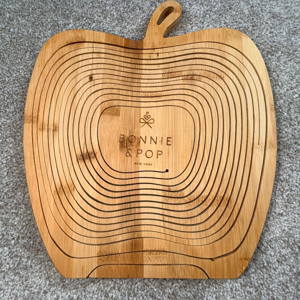 Bonnie & Pop Bamboo Apple Collapsible Fruit‎ Basket Trivet Natural Wood Folding